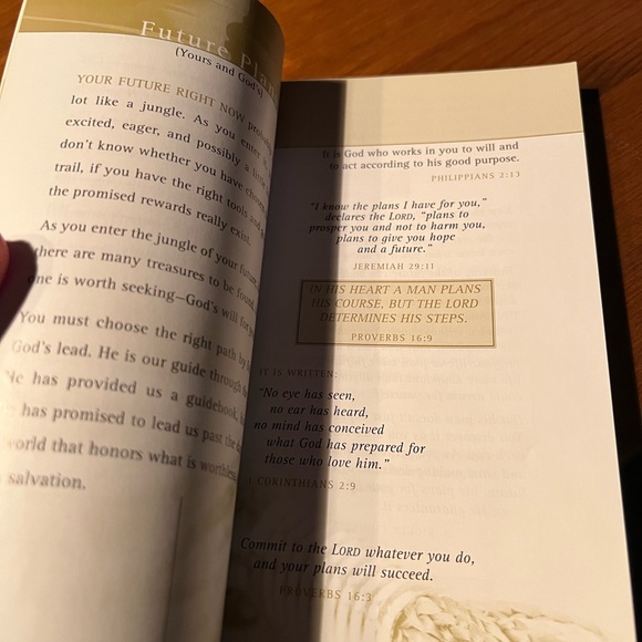 3/$10 God’s Word of Life for Graduates - Picture 4 of 4